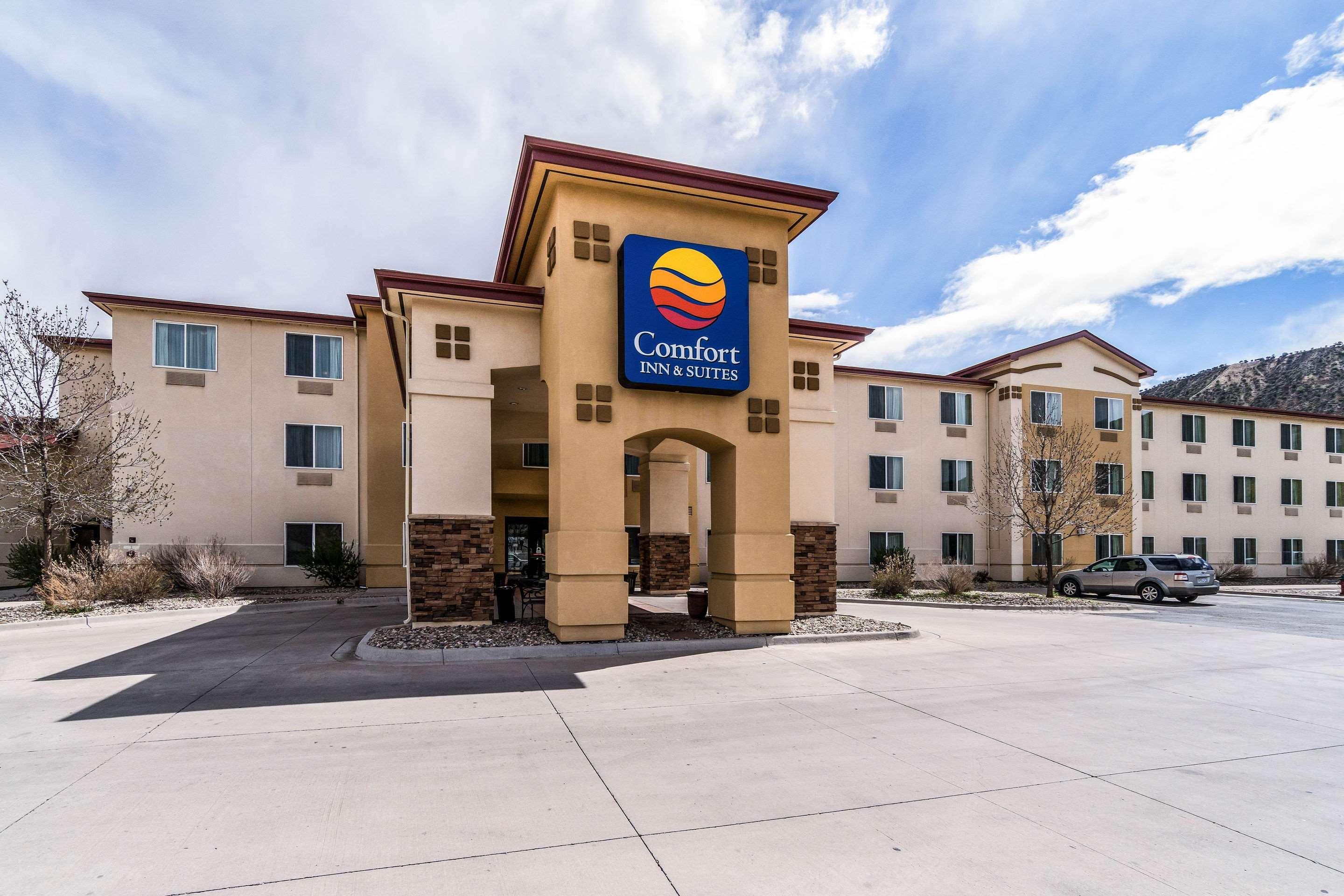 Comfort Inn & Suites Rifle Exteriör bild