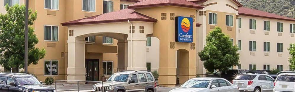 Comfort Inn & Suites Rifle Exteriör bild